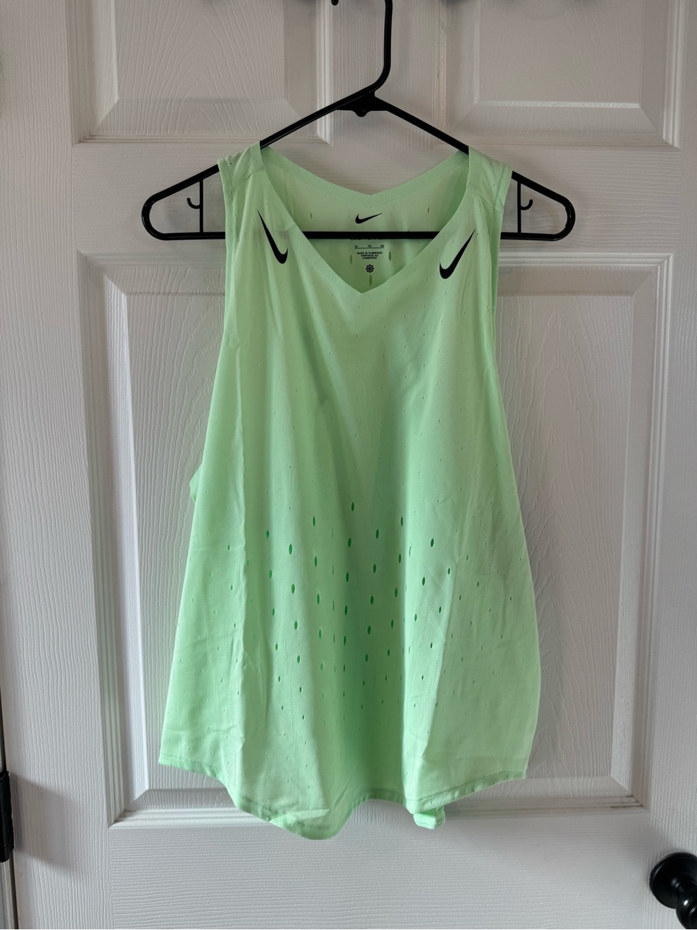 NWT Nike Women’s DriFit Running Singlet